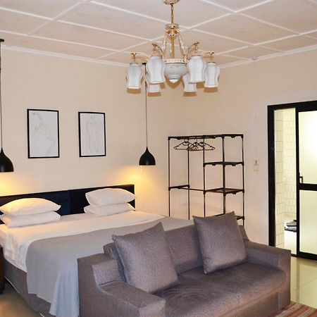 Bougainvilla Boutique Hotel & Restaurant Лубумбаши Экстерьер фото